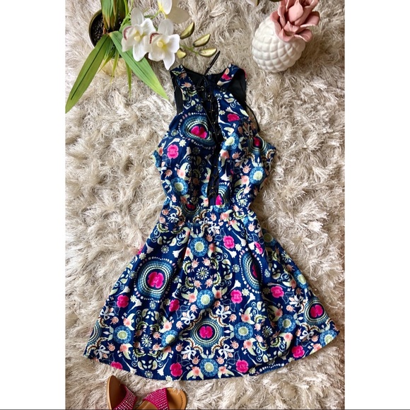 Floral Dress - Picture 2 of 6